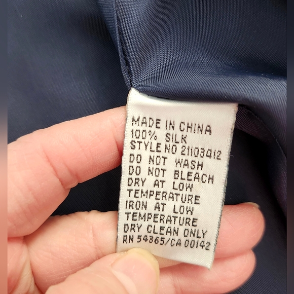 Vintage Bianca Nygard 100% Silk One-Button Navy Blue Blazer, Size 8 - Picture 7 of 11